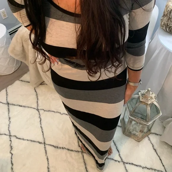 🖤 Calvin Klein Striped Maxi Dress - Picture 3 of 3